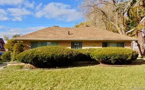 9171 E Outer Dr, Detroit, MI 48213