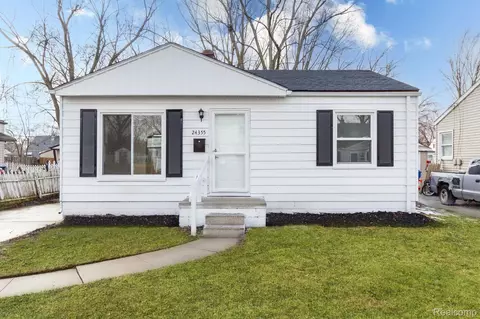 24355 Columbus Ave, Warren, MI 48089