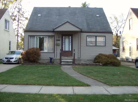 18433 Gaylord, Redford, MI 48240