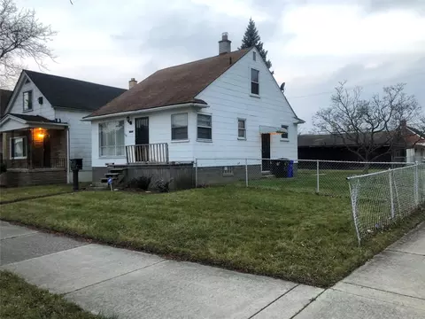 11721 Dwyer St, Hamtramck, MI 48212