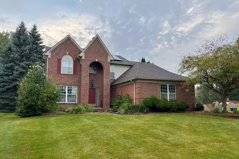 25983 Creek Xing, Novi, MI 48375