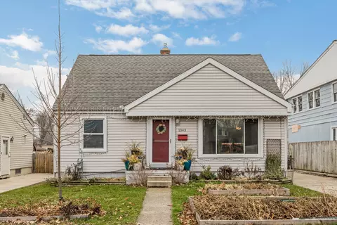 1343 Hull Ave, Ypsilanti, MI 48198