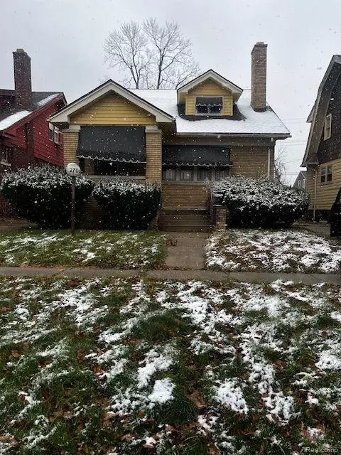 12706 Pinehurst St, Detroit, MI 48238