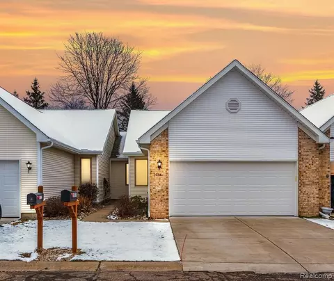 1033 Carla Blvd, Davison, MI 48423