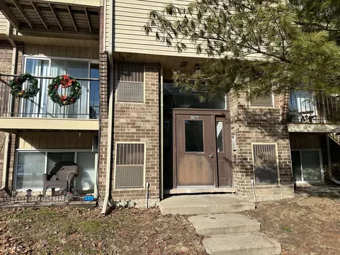 38271 Fairway #98A, Clinton Township, MI 48038