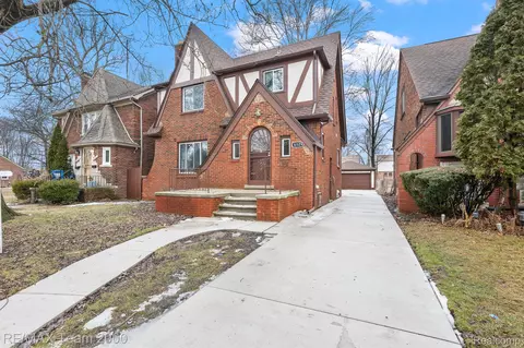 6129 Yorkshire Rd, Detroit, MI 48224