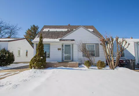 1812 Academy St, Dearborn, MI 48124