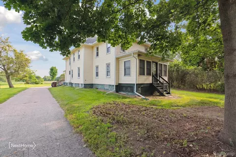 47105 Bemis Rd, Sumpter, MI 48111
