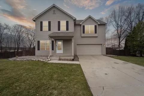 374 Sweet Briar Rdg, Linden, MI 48451