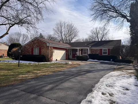 2527 Redwood Dr, Flint, MI 48433