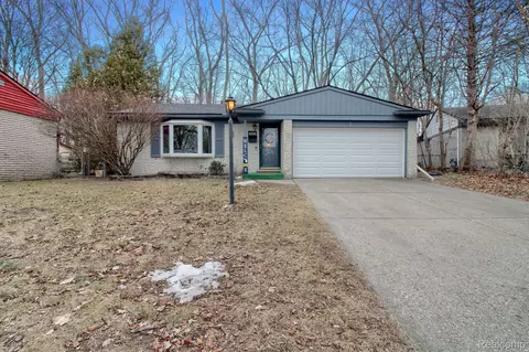 8108 Orhan St, Canton, MI 48187