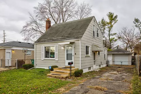 23735 Donald Ave, Eastpointe, MI 48021
