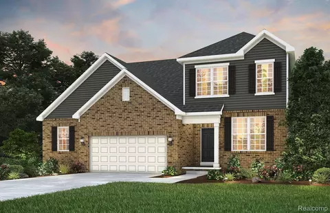 51073 Deerbrook Dr, Macomb, MI 48042