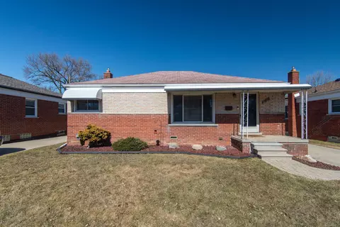 22107 Love St, Saint Clair Shores, MI 48082