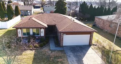 35248 Wright Cir, Sterling Heights, MI 48310