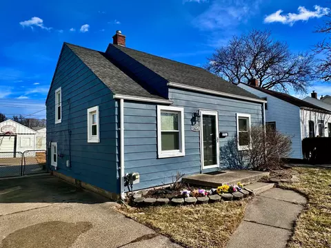 22524 Gascony Ave, Eastpointe, MI 48021