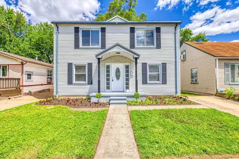 2032 Almont St, Ferndale, MI 48220