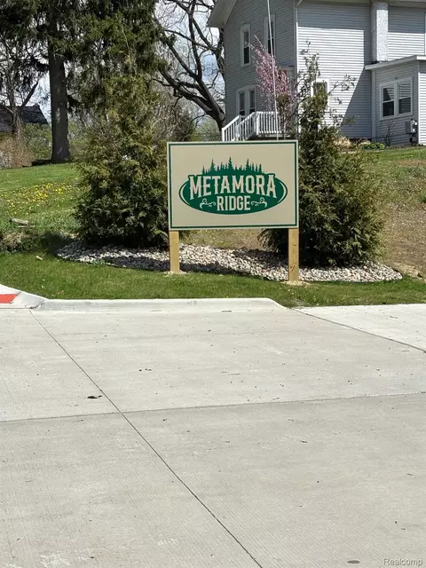 4055 Metamora Rdg, Metamora, MI 48455
