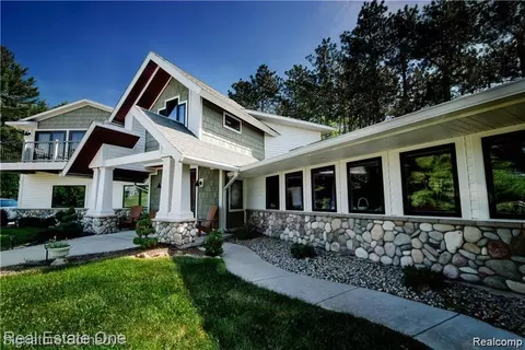 Undisclosed, Oceola, MI 48855