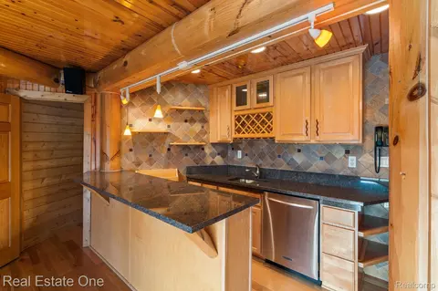 Kitchen - Undisclosed, Oceola, MI 48855 photo 10 of 10