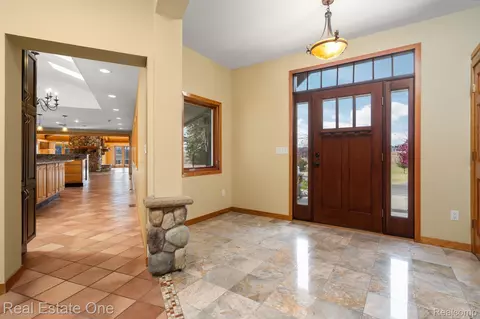 Entry Way - Undisclosed, Oceola, MI 48855 photo 1 of 8