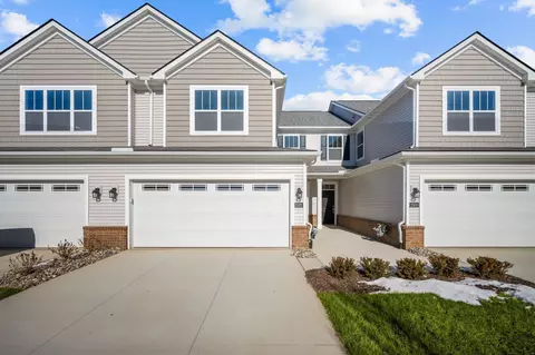 2502 Salt Springs Dr, Saline, MI 48176