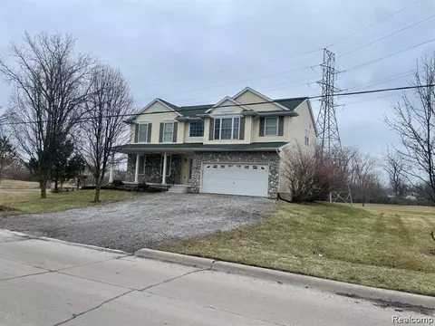 31011 Olmstead Rd, Rockwood, MI 48173