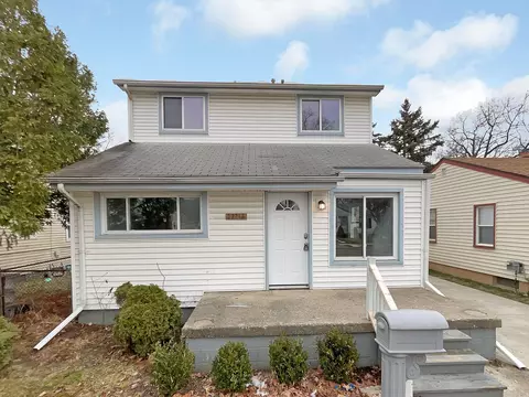 23713 Davey Ave, Hazel Park, MI 48030