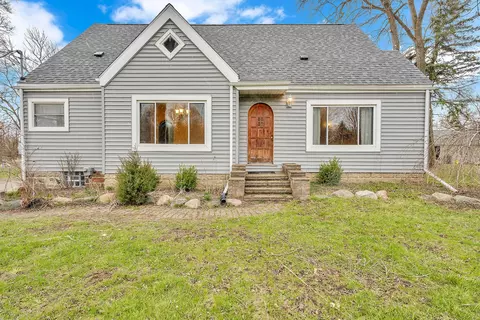 7055 E Atherton Rd, Davison, MI 48423