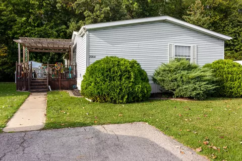 29308 Pine, Flat Rock, MI 48134