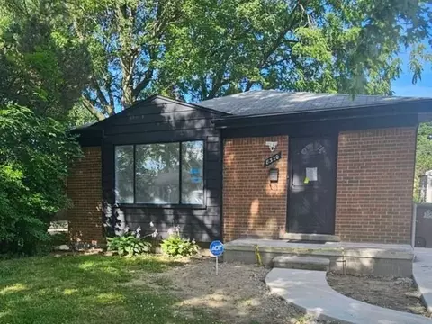 8320 Ziegler St, Taylor, MI 48180