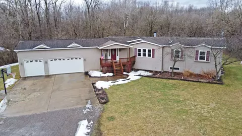 1131 N Baldwin Rd, Brandon, MI 48371