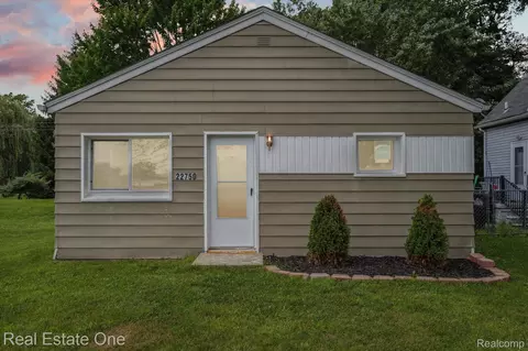22750 Wick Rd, Taylor, MI 48180
