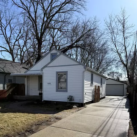 8428 Chapp Ave, Warren, MI 48089