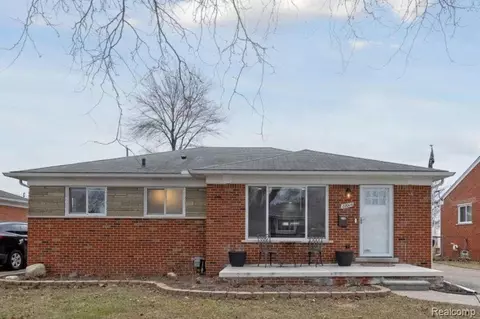 22006 Trombly, Saint Clair Shores, MI 48080