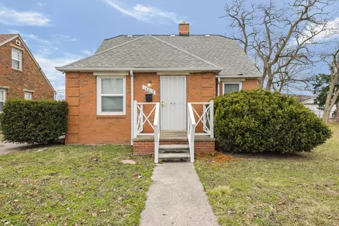 16013 Carlisle St, Detroit, MI 48205