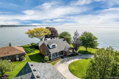 35174 Jeffers, Harrison, MI 48045