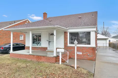 9283 Niver Ave, Allen Park, MI 48101