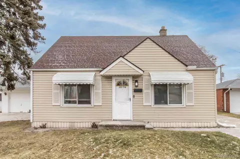 20756 Dean St, Warren, MI 48091