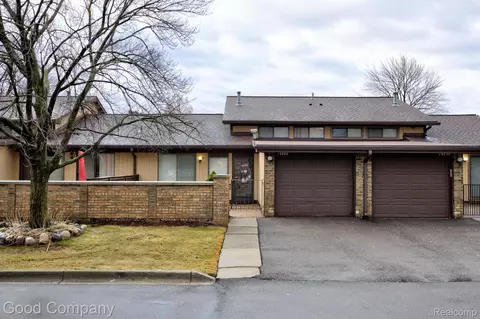 19889 Villa Dr N, Southfield, MI 48076