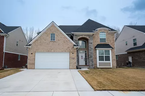 12186 Lucern Dr, Sterling Heights, MI 48312