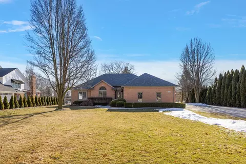 2272 Belle River Rd, East China, MI 48054