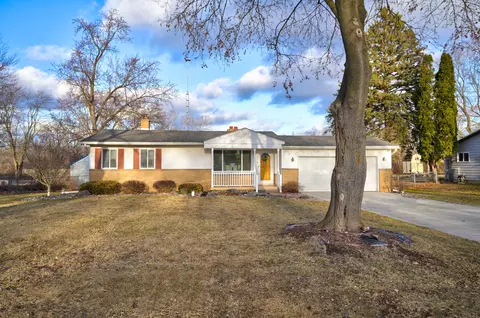 4124 Townview Dr, Flint, MI 48532