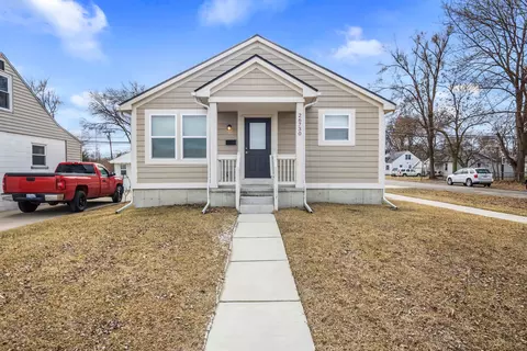26730 Rialto St, Madison Heights, MI 48071