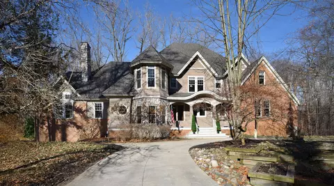 26823 Shady Crk, Farmington Hills, MI 48334