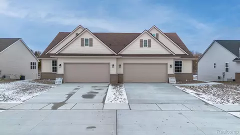 2418 Waterford Way, Davison, MI 48423