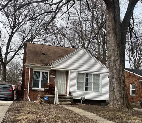 9363 Patton St, Detroit, MI 48228
