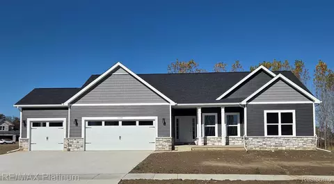 13144 Stony Brook Pass, Fenton, MI 48451