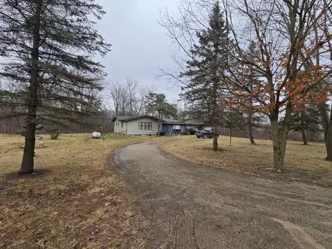14565 Sharon Hollow Rd, Manchester, MI 48158