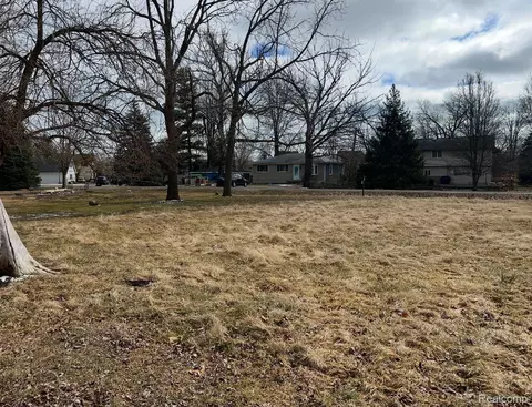 0000 Clinton Shore Dr, Harrison, MI 48045